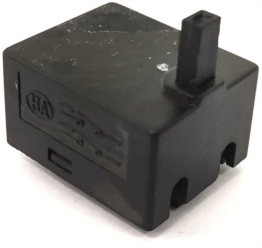 Кнопка электротриммера MTD LAA65EB1-5A - фото 79077