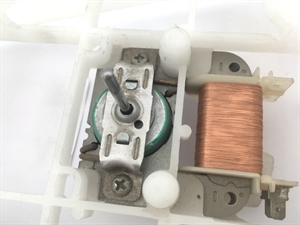 О61 Мотор вытяжки - фото 30063