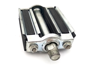 Педали метало-резиновая.М14*1,25" Мечта колхозника" 3032704-1 - фото 35995