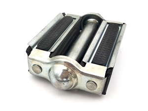 Педали метало-резиновая.М14*1,25" Мечта колхозника" 3032704-1 - фото 35996