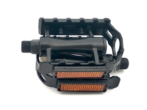 Е20 Педаль алюм."МТВ"черная с катафотом. резьба 9/16".с шариковыми подшипниками 3032603-2 - фото 36006