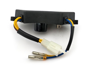 М62 Электроника на генератор до 2.5кВт(AVR) полумесяц 2пр.4кон - фото 38818