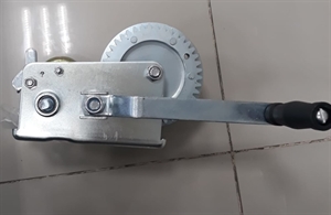 Лебедка MATRIX шестеренчатая 0,8т ленточная 522715 - фото 59490